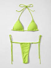 Conjunto de bikini triangular con micro halter